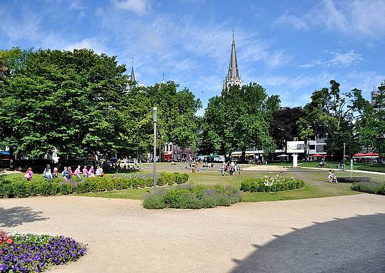 Aachen__Elisengarten__2011-07_CN-01.jpg