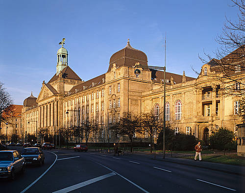 LVR_ADR_0000200977_ff218.jpg