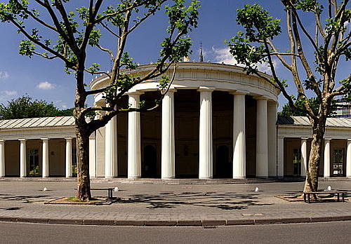 Elisenbrunnen_Panorama.jpg