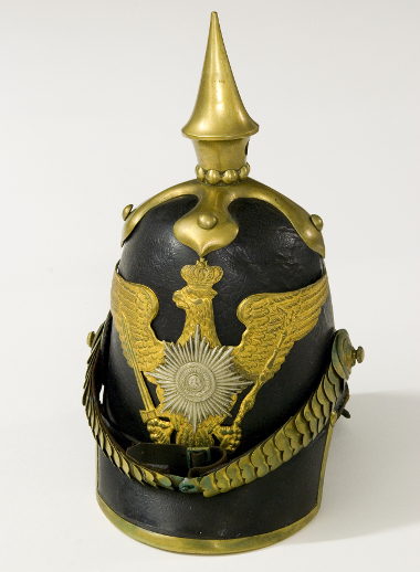 Foto: Frühe Version der „Pickelhaube“